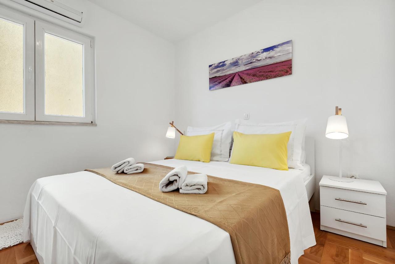 Apartments Santric - The Hill Makarska Eksteriør bilde